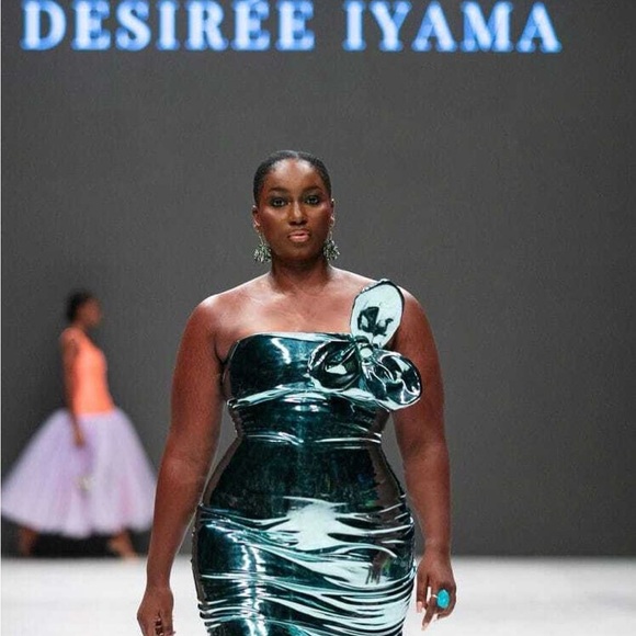 desiree iyama Dresses & Skirts - Asymmetric One-Shoulder Metallic Green Midi Dress